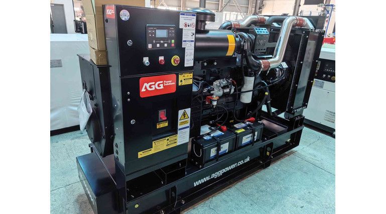 Дизель-генераторная установка (ДГУ) AGG Power CU220D5 160 кВт Cummins